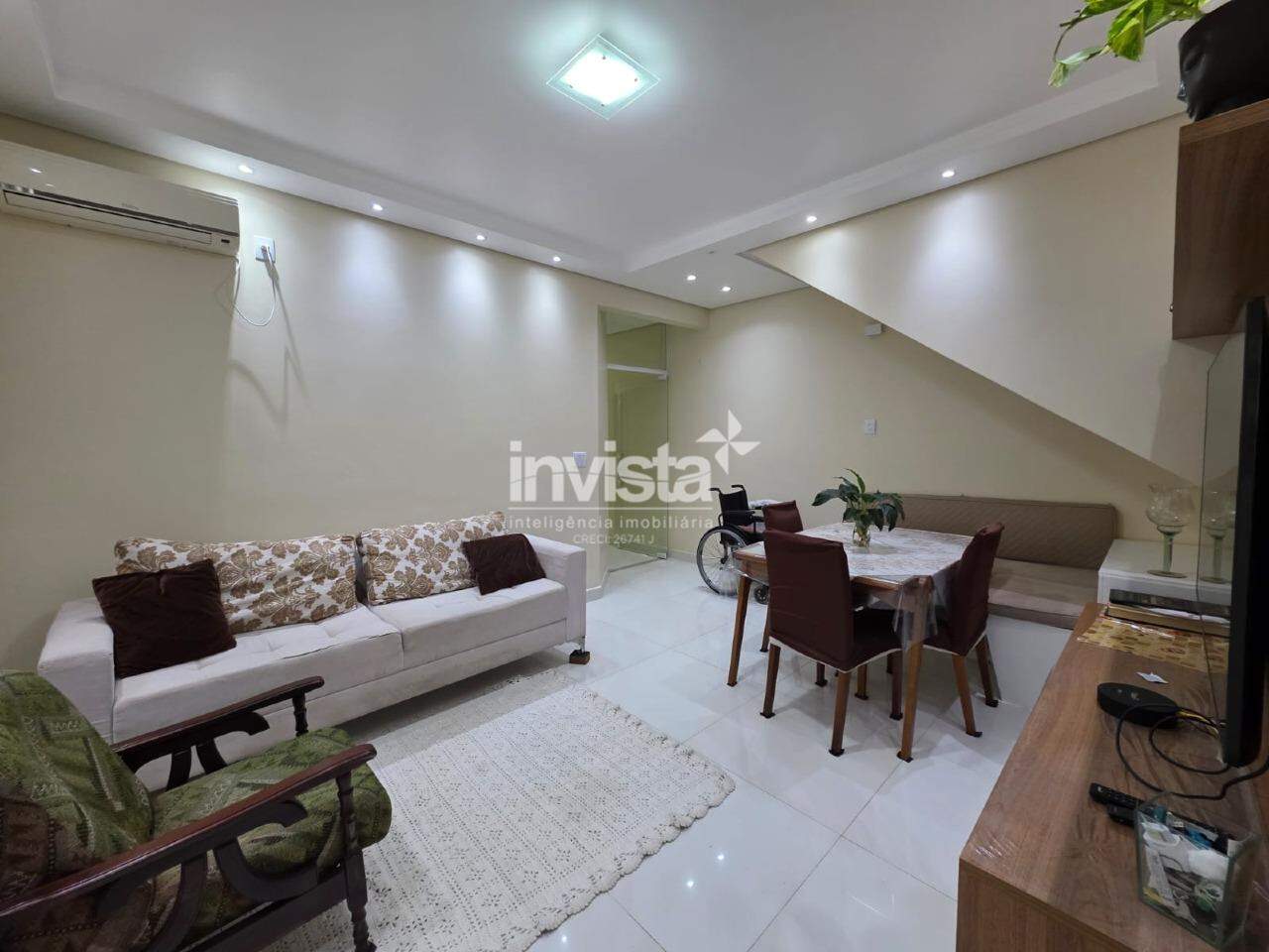 C&oacute;digo: 19118 R$ 820.000,00 Casa &agrave; venda em Santos-SP no bairro Ponta da Praia, com 3 dormit&oacute;rios e 116m&sup2; 116 m&sup2; 3 quartos 2 vagas - Santos
