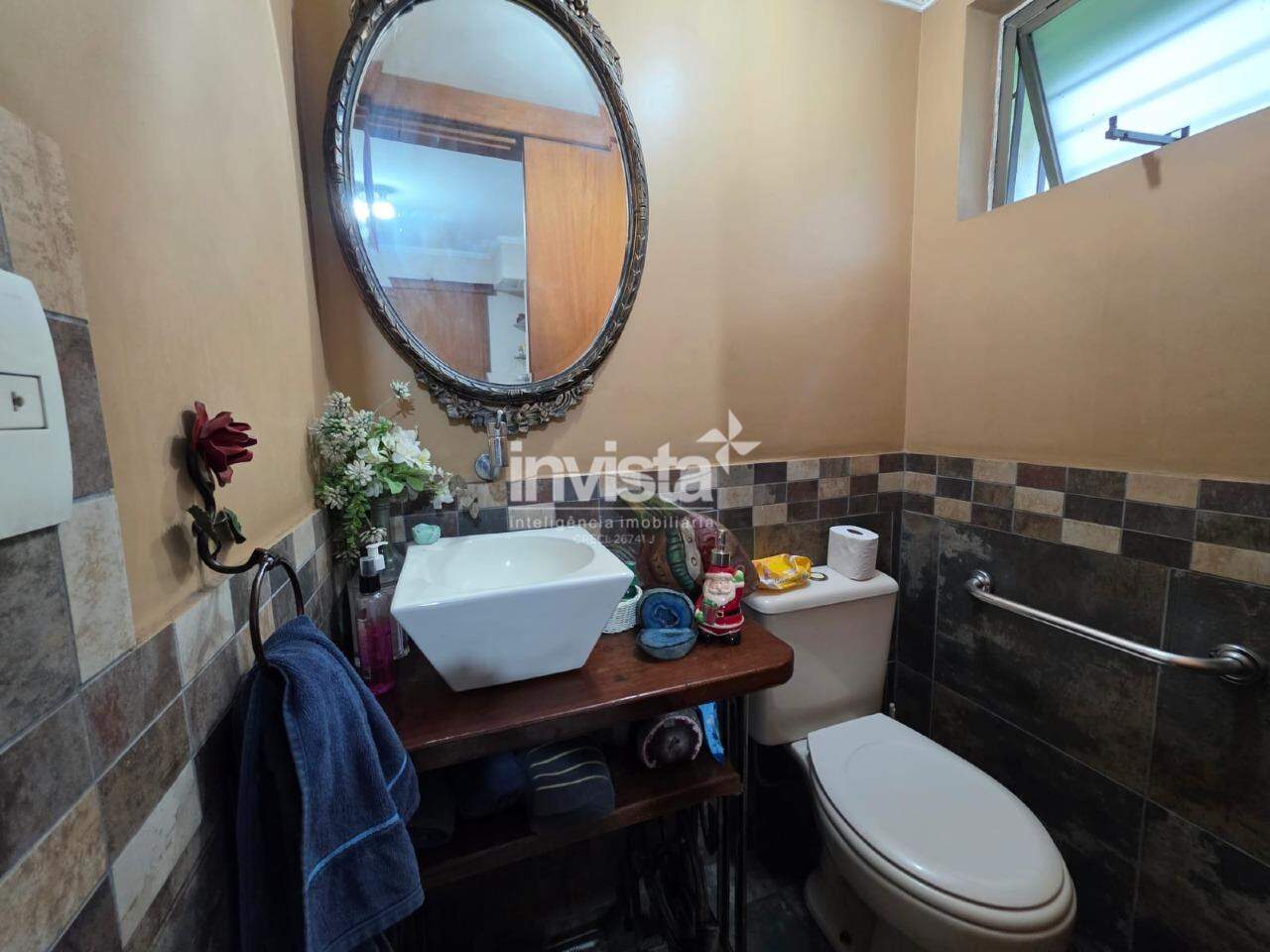 Casa &agrave; venda em Santos-SP no bairro Boqueir&atilde;o, com 8 dormit&oacute;rios e 330m&sup2; - Santos