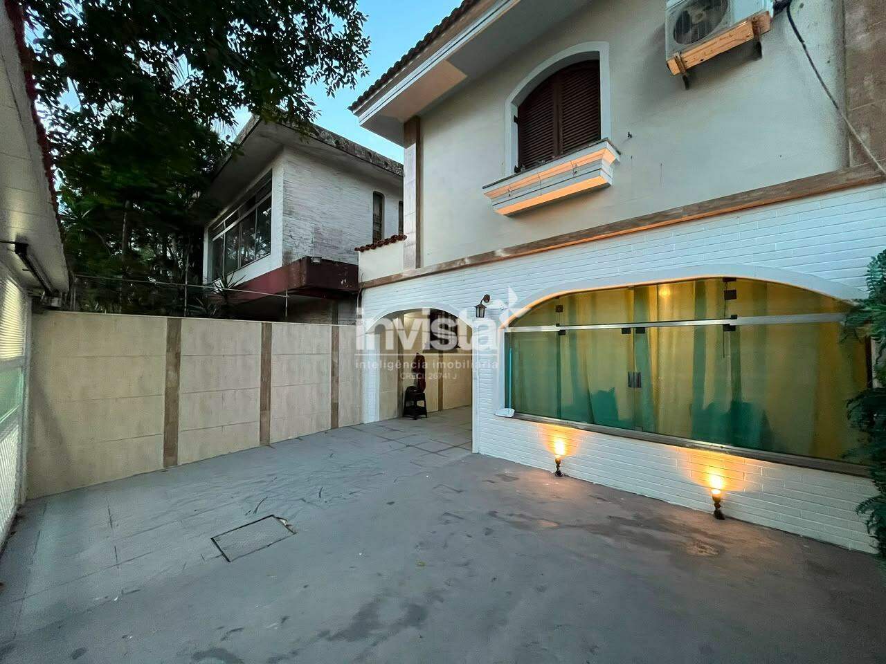 C&oacute;digo: 21238 R$ 1.350.000,00 Casa &agrave; venda em Santos-SP no bairro Ponta da Praia, com 3 dormit&oacute;rios e 134m&sup2; 134 m&sup2; 3 quartos 3 vagas - Santos