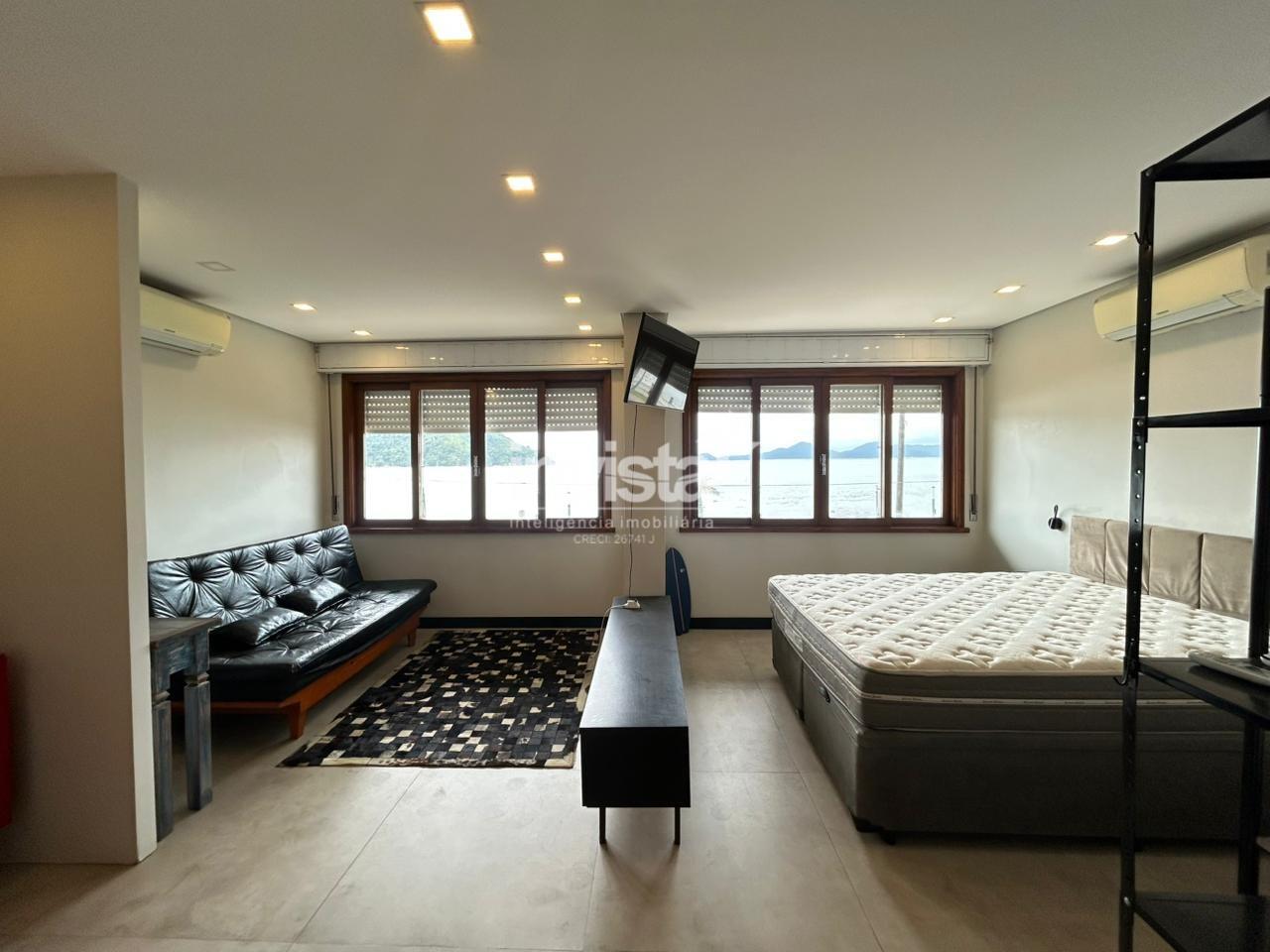 C&oacute;digo: 21630 R$ 4.200,00 Apartamento para alugar no bairro Ponta da Praia 47 m&sup2; 1 quarto 1 vaga - Santos