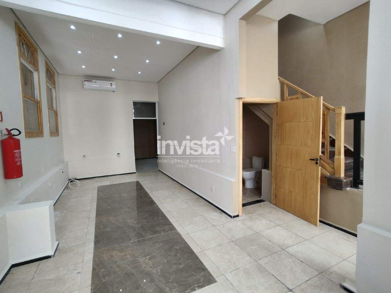 Sobrado no coração do bairro da Pompéia em Santos!