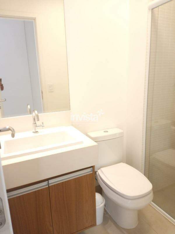 Apartamento para alugar em Santos-SP no bairro Gonzaga, com 2 dormit&oacute;rios e 76m&sup2; - Santos