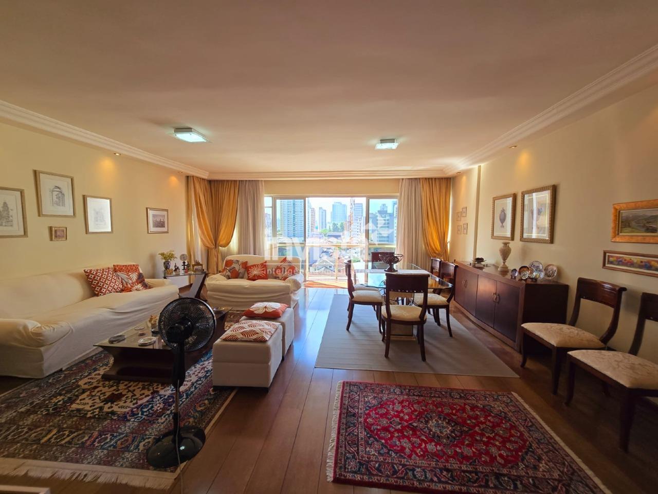 Apartamento à venda no bairro Embaré