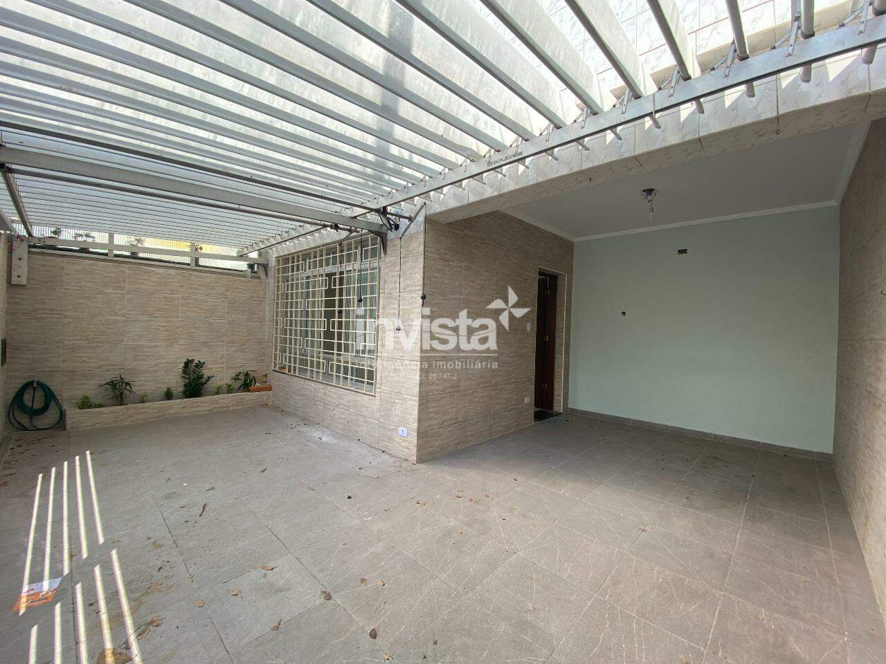 CASA REFORMADA 3 DORMITÓRIOS