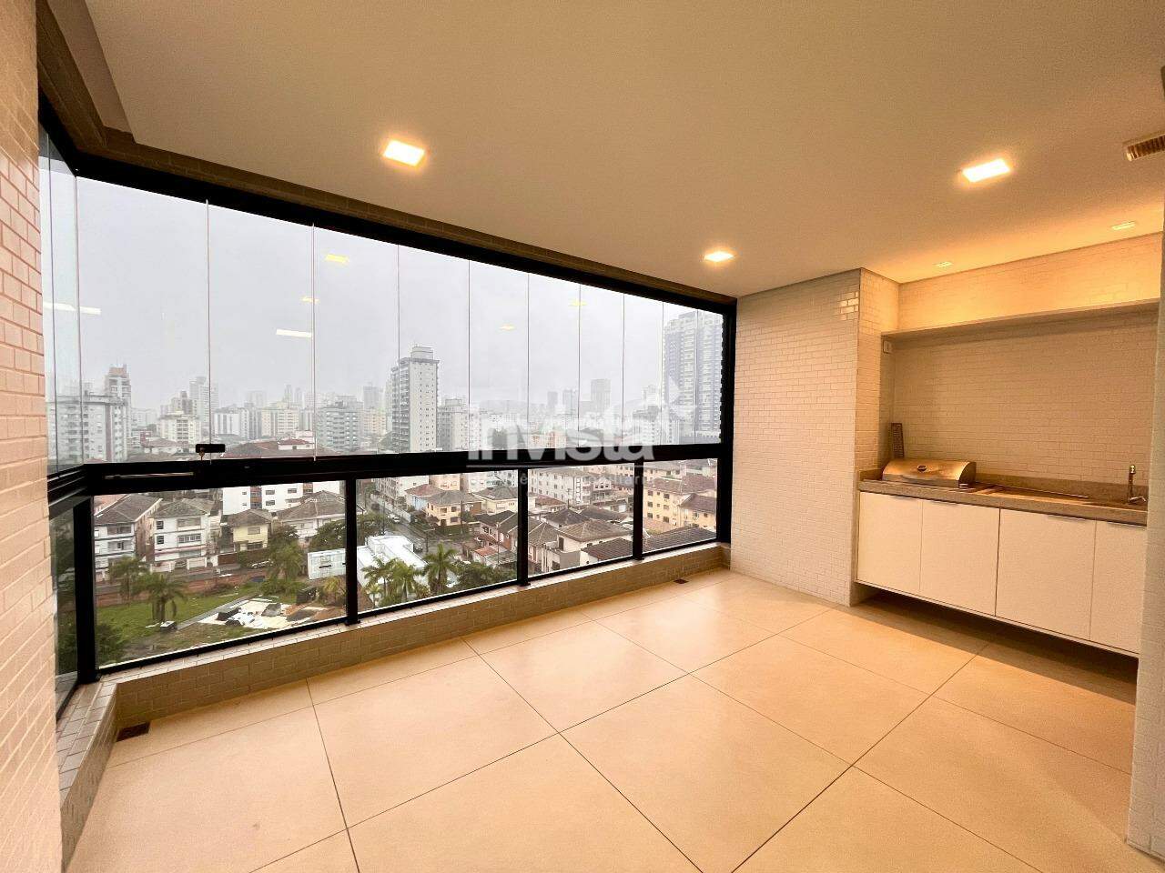 C&oacute;digo: 23579 R$ 8.000,00 Apartamento para alugar em Santos-SP no bairro Aparecida, com 2 dormit&oacute;rios e 83m&sup2; 83 m&sup2; 2 quartos 1 vaga - Santos