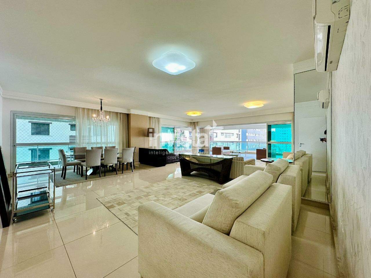 C&oacute;digo: 24088 R$ 30.000,00 Apartamento para alugar em Santos-SP no bairro Gonzaga, com 4 dormit&oacute;rios e 365m&sup2; 365 m&sup2; 4 quartos 4 vagas - Santos