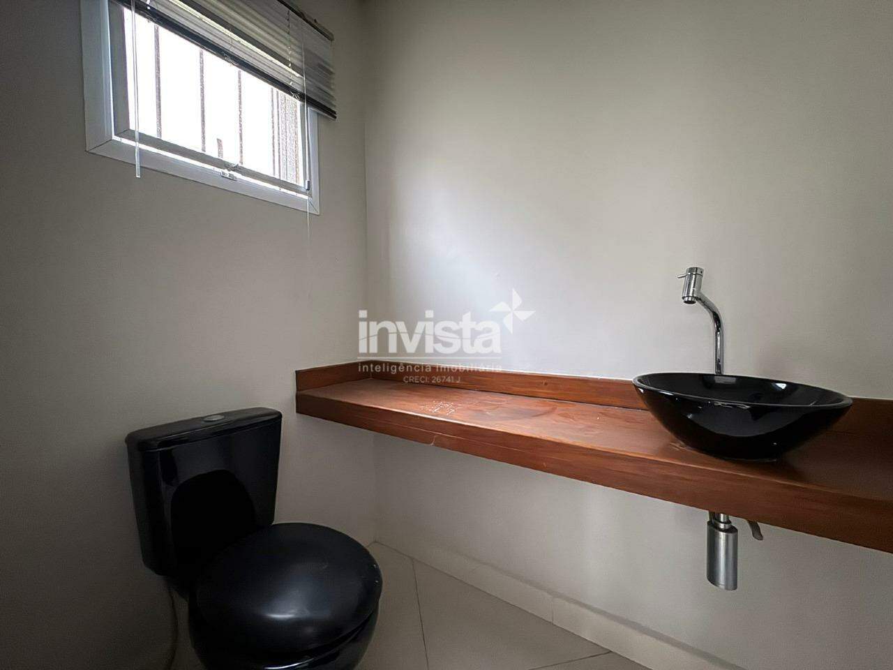 Excelente Casa Triplex Comercial na Aparecida em Santos - Santos