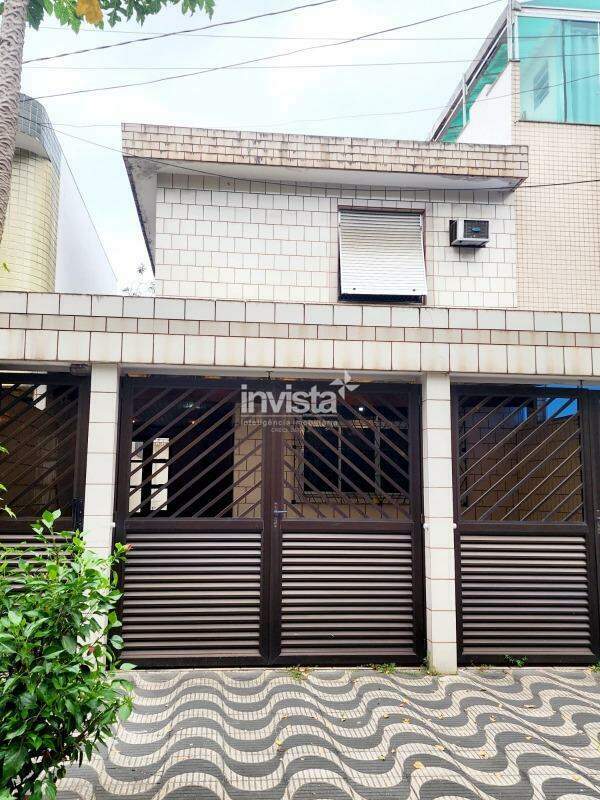 Sobrado à venda no bairro Embaré