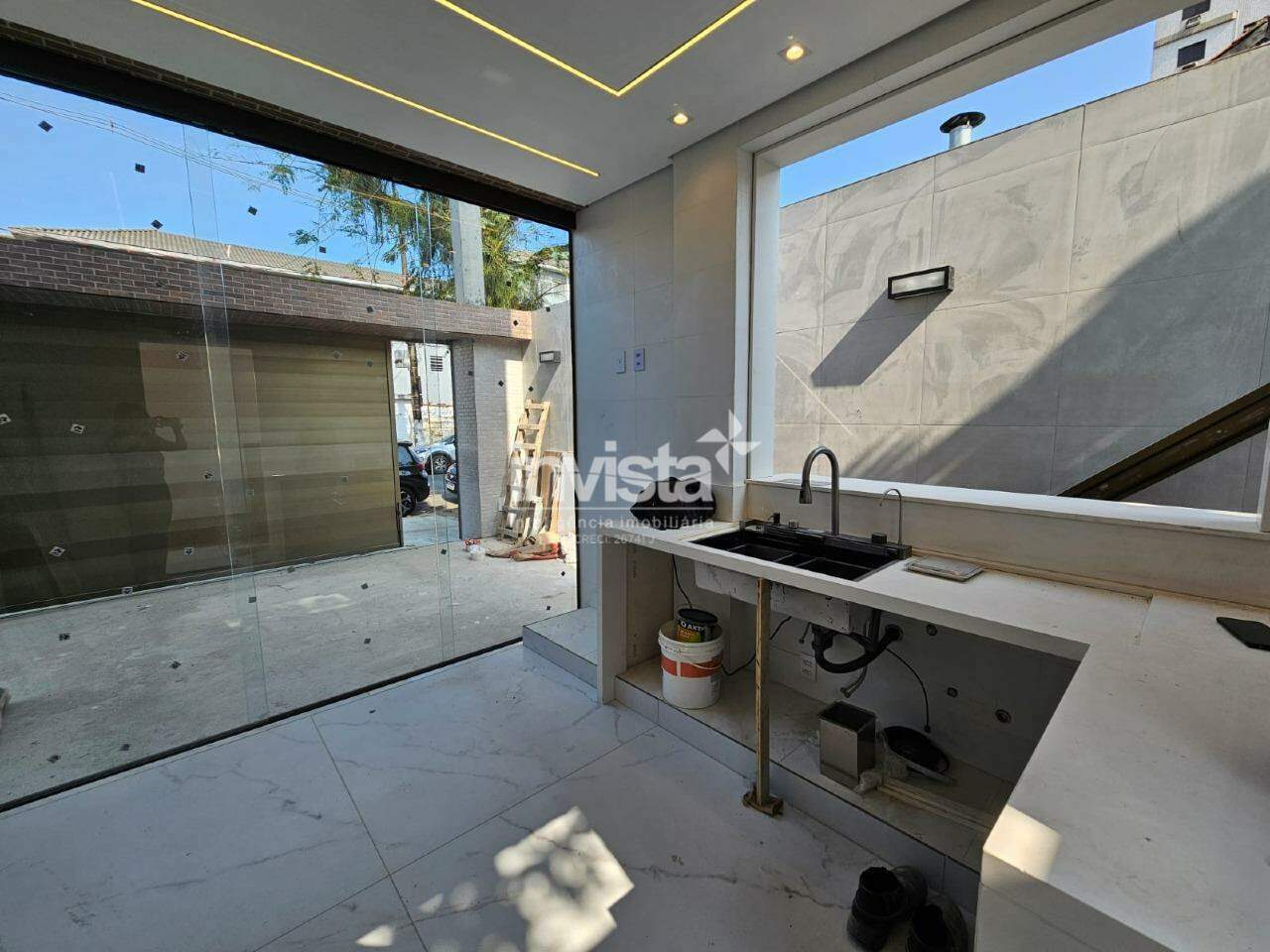 Casa à venda no bairro Campo Grande