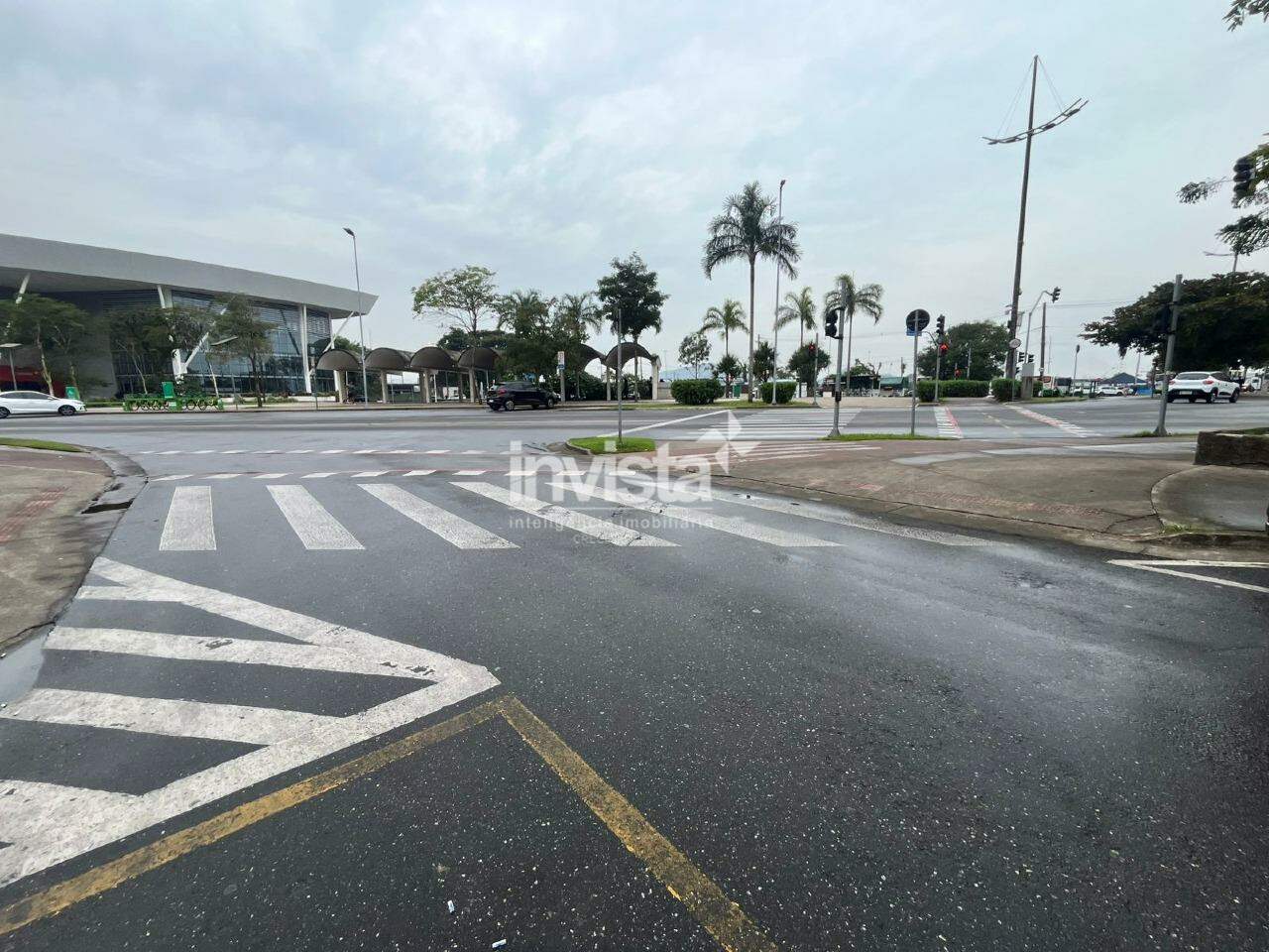 C&oacute;digo: 25071 R$ 380.000,00 Terreno para alugar em Santos-SP no bairro Ponta da Praia, com 0 dormit&oacute;rio e 4565m&sup2; 4565 m&sup2; 0 quartos 0 vagas - Santos