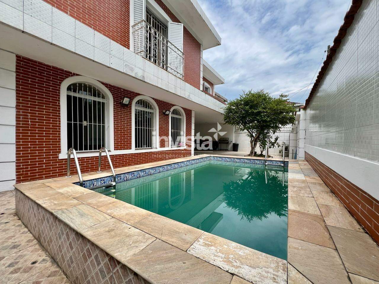 C&oacute;digo: 25429 R$ 2.150.000,00 Casa &agrave; venda em Santos-SP no bairro Vila Belmiro, com 4 dormit&oacute;rios e 220m&sup2; 220 m&sup2; 4 quartos 2 vagas - Santos