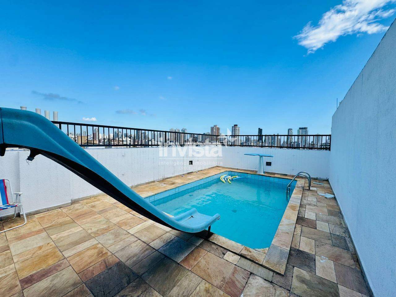 OPORTUNIDADE DE LOCAÇÃO TRIPLEX 2 DORMITÓRIOS NO CAMPO GRANDE EM SANTOS