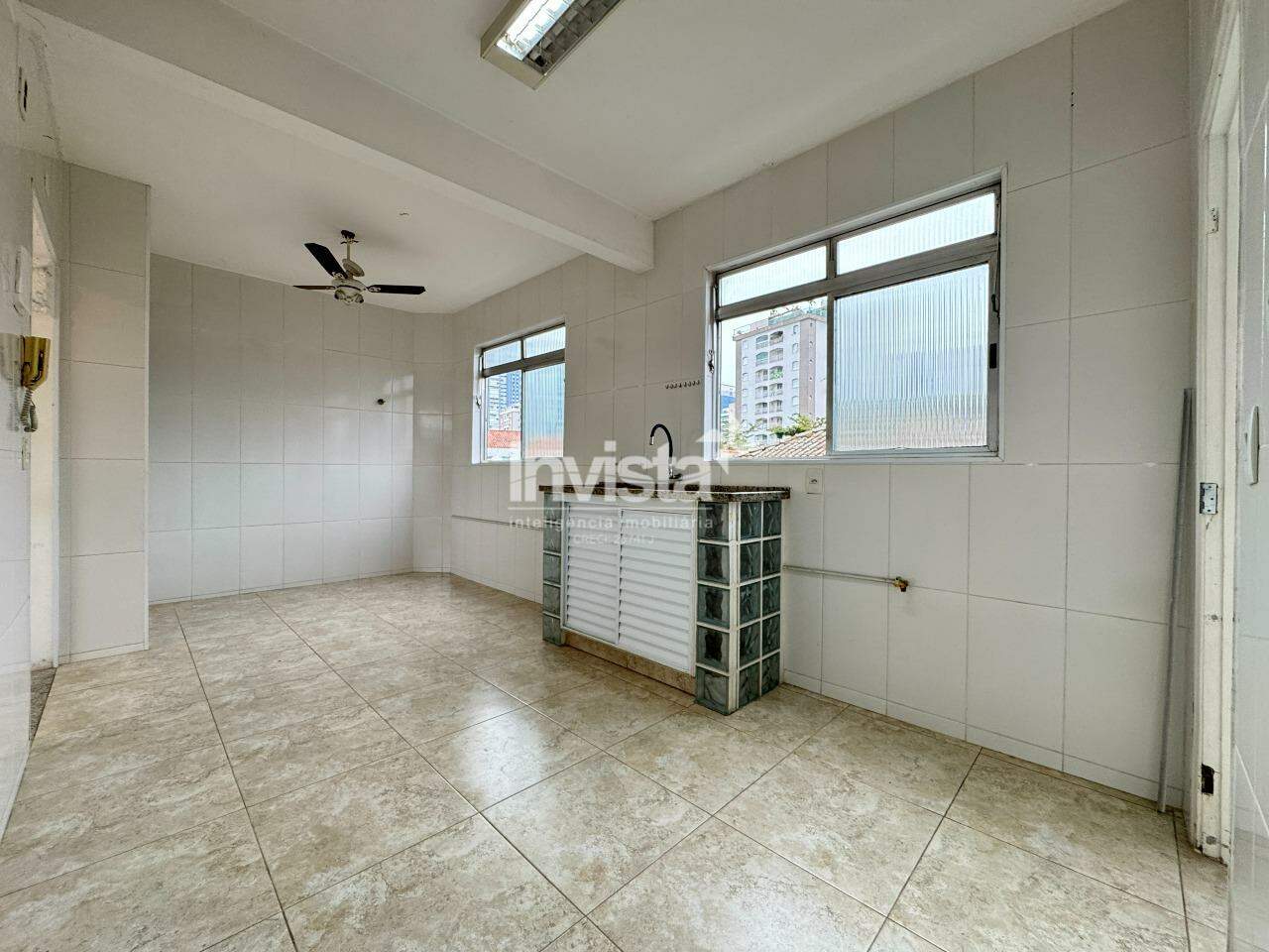 Apartamento &agrave; venda em Santos (Ponta da Praia) | 2 quartos | Frente | 1 vaga - Santos