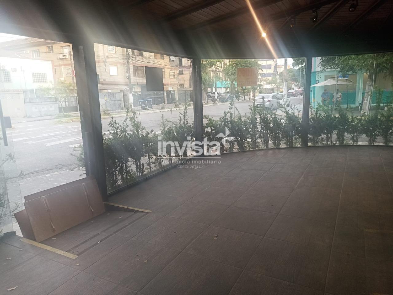 Casa Comercial de Esquina na Avenida Pedro Lessa