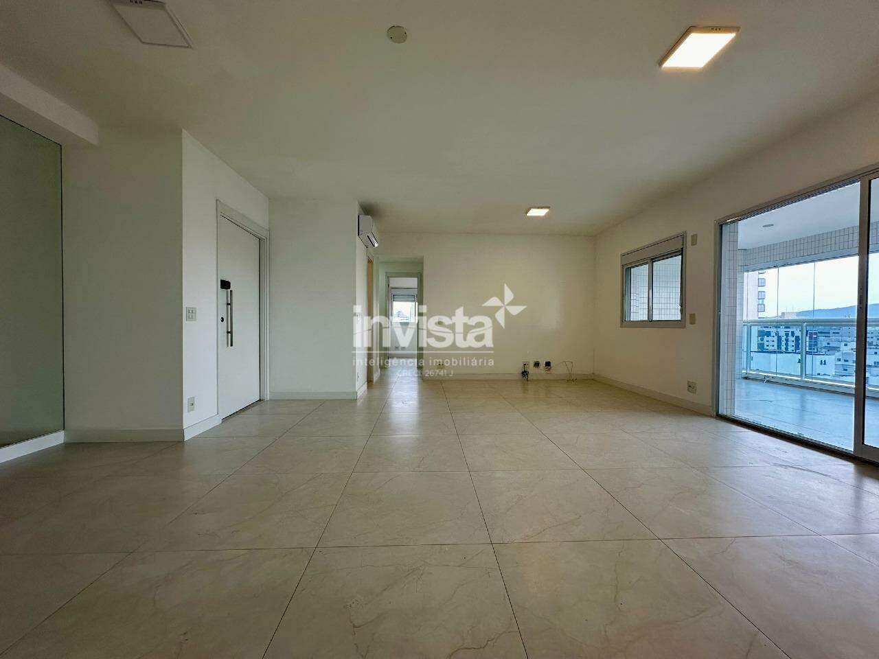 Apartamento para locação no Boqueirão em Santos