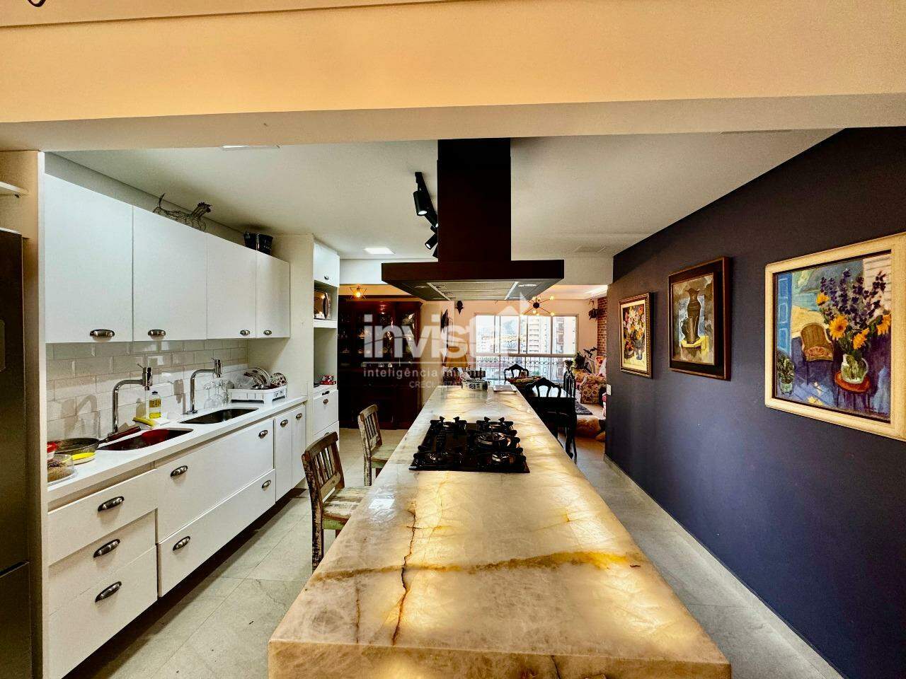 Apartamento à venda no bairro Ponta da Praia