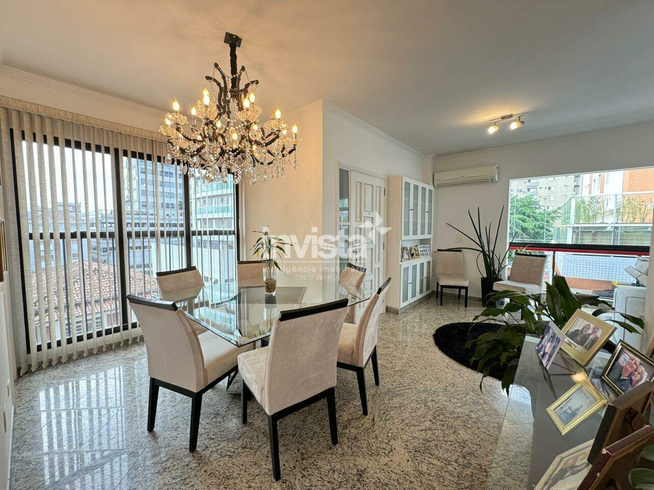 Apartamento à venda no bairro Embaré