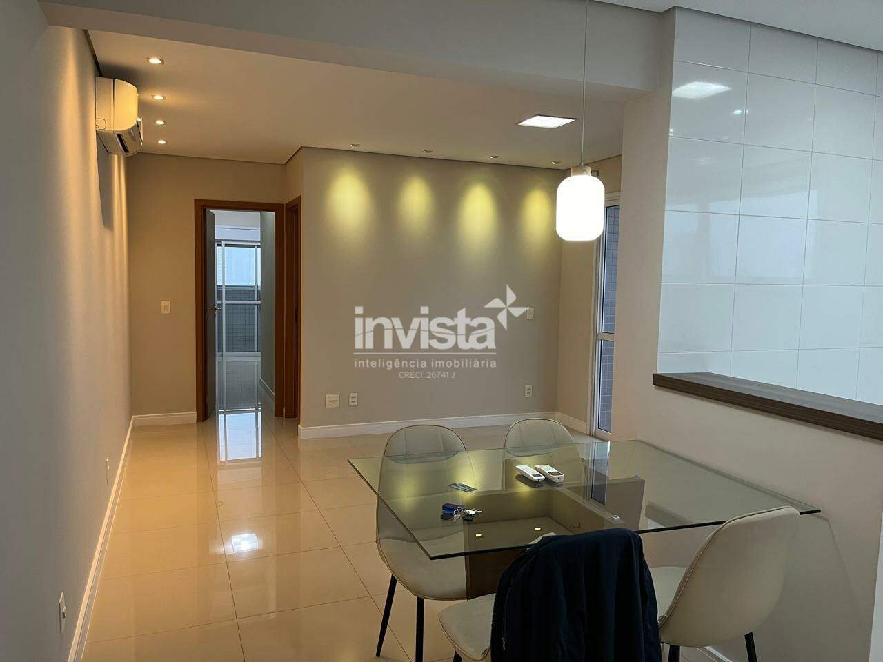 C&oacute;digo: 27700 R$ 6.200,00 Apartamento para alugar em Santos-SP no bairro Gonzaga, com 2 dormit&oacute;rios e 80m&sup2; 80 m&sup2; 2 quartos 2 vagas - Santos