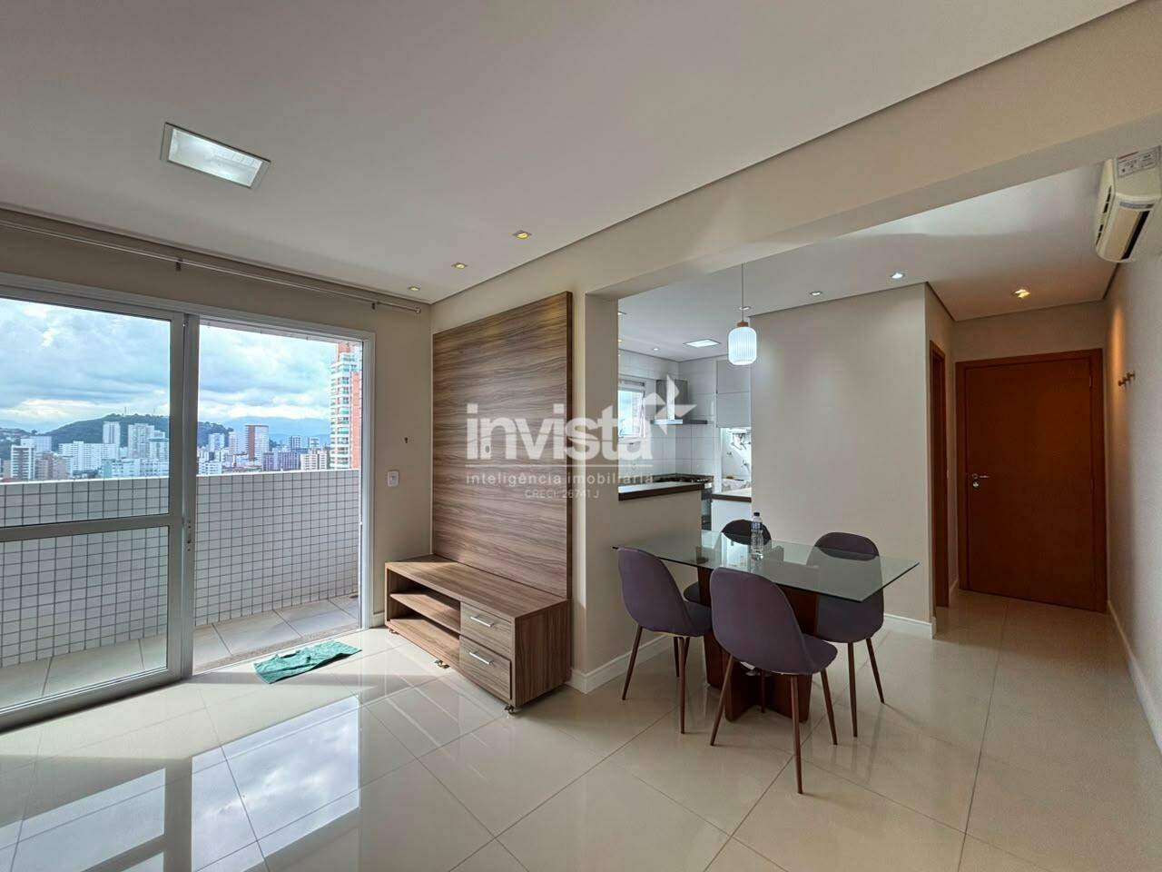 C&oacute;digo: 27700 R$ 6.000,00 Apartamento para alugar em Santos-SP no bairro Gonzaga, com 2 dormit&oacute;rios e 80m&sup2; 80 m&sup2; 2 quartos 2 vagas - Santos