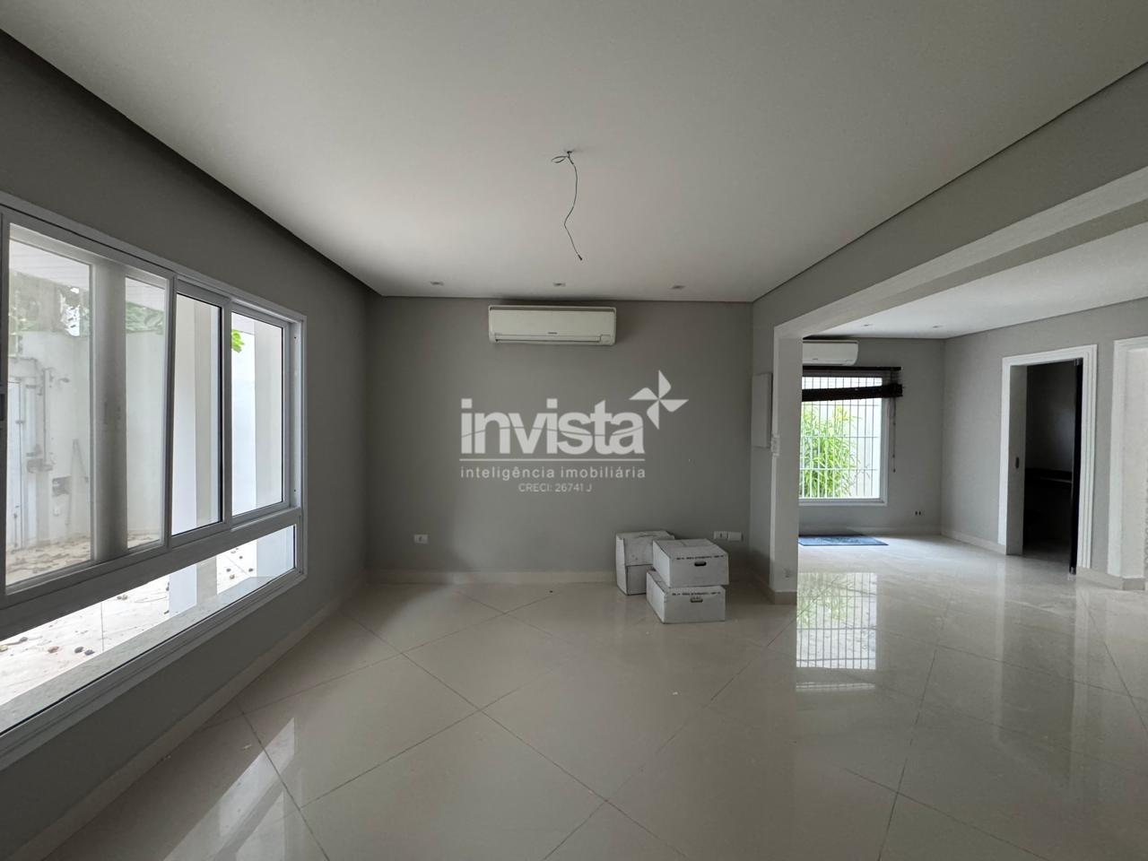 Excelente Casa Triplex Comercial na Aparecida em Santos - Santos