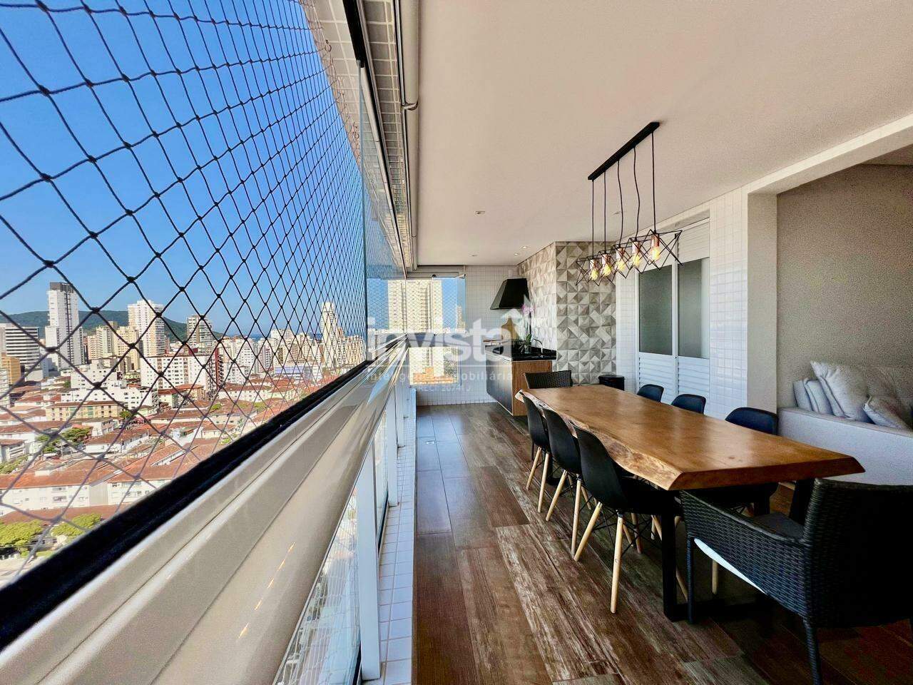 Apartamento à venda no bairro Embaré