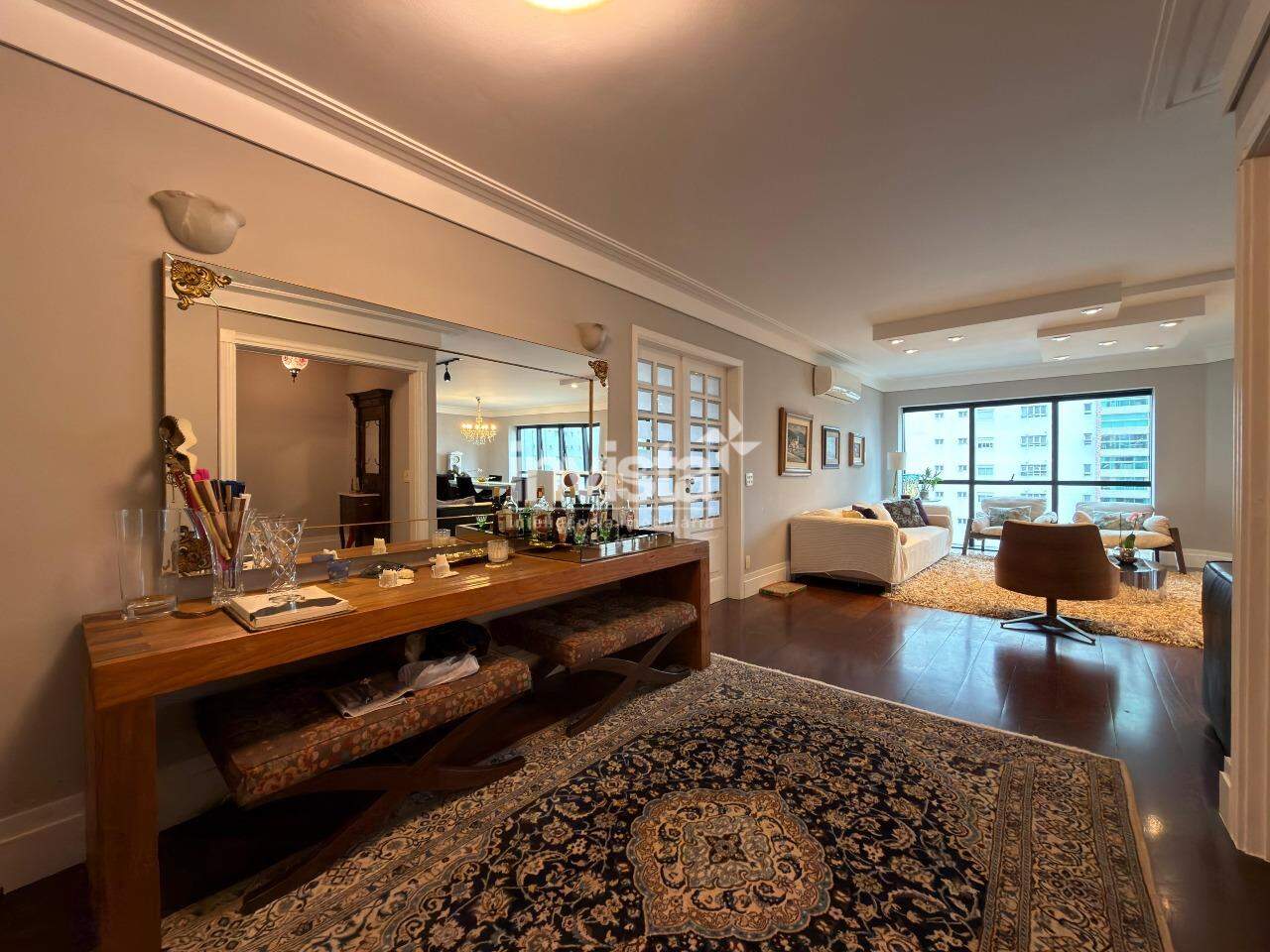 C&oacute;digo: 28784 R$ 2.950.000,00 Apartamento &agrave; venda em Santos-SP no bairro Gonzaga, com 4 dormit&oacute;rios e 318m&sup2; 318 m&sup2; 4 quartos 4 vagas - Santos