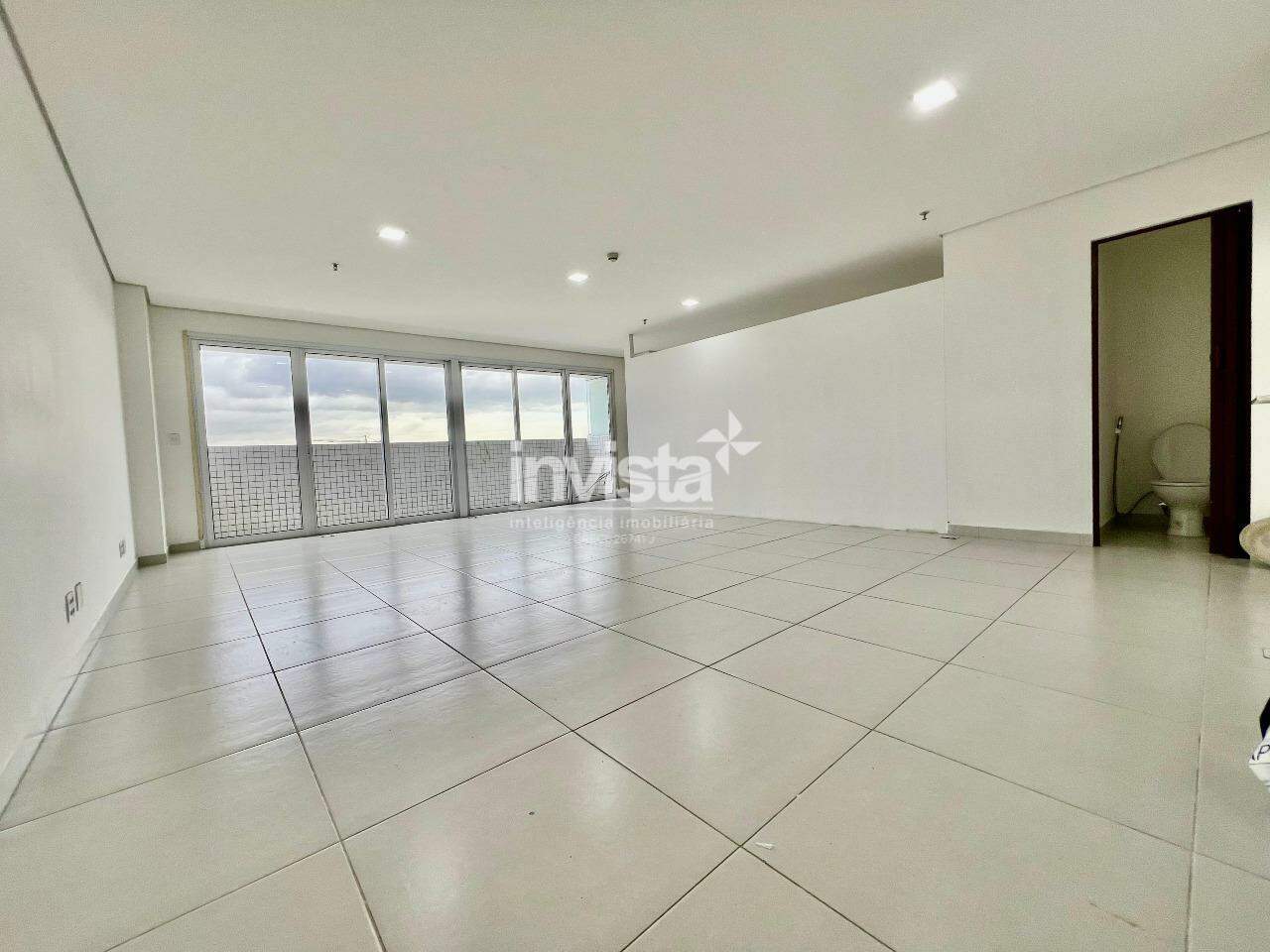 Sala comercial vista mar!