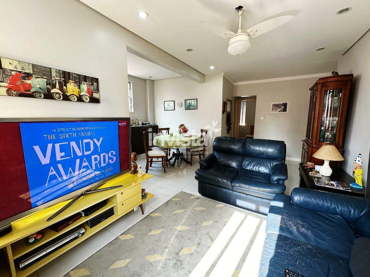 Apartamento à venda no bairro Embaré