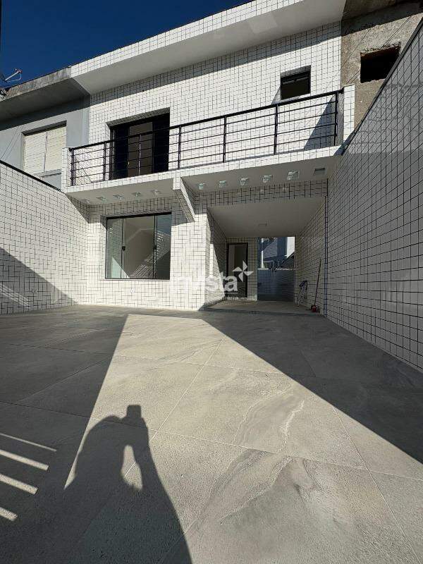 C&oacute;digo: 29485 R$ 1.400.000,00 Casa &agrave; venda em Santos-SP no bairro Vila Mathias, com 3 dormit&oacute;rios e 220m&sup2; 220 m&sup2; 3 quartos 2 vagas - Santos