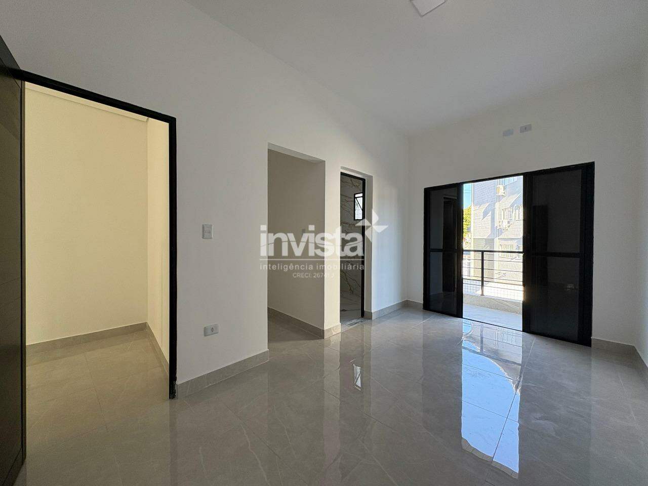 Casa &agrave; venda em Santos-SP no bairro Vila Mathias, com 3 dormit&oacute;rios e 220m&sup2; - Santos