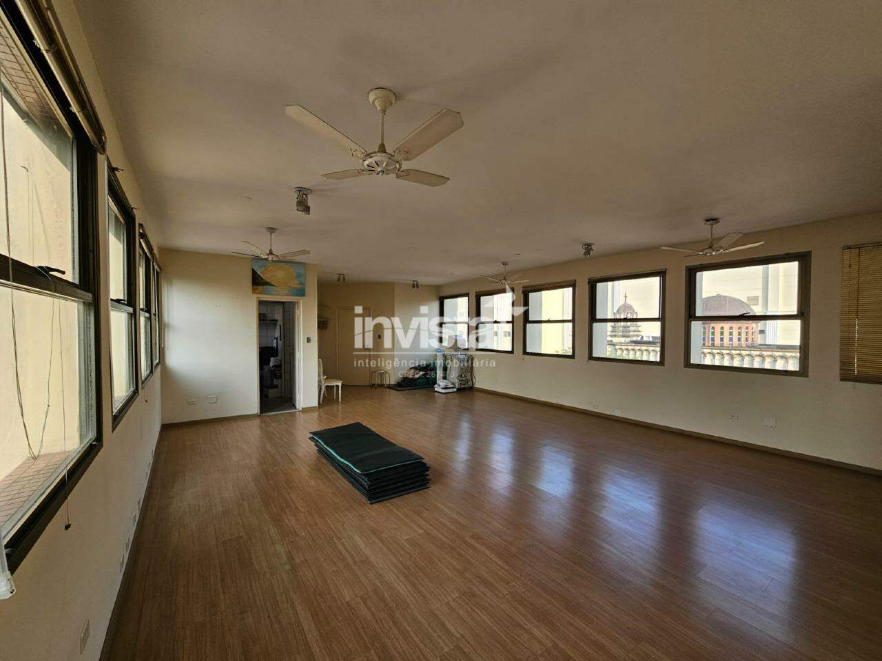 Sala Comercial à venda no bairro Encruzilhada