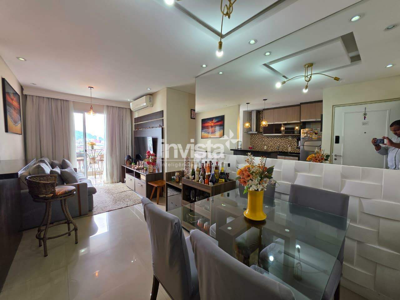 Apartamento 2 Dorms (1 su&iacute;te), Frente, 64m&sup2; com 1 vaga &ndash; Marap&eacute;, Santos/SP - Santos