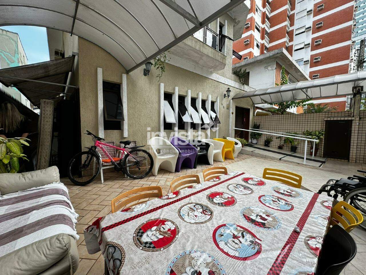 Casa à venda no bairro Ponta da Praia