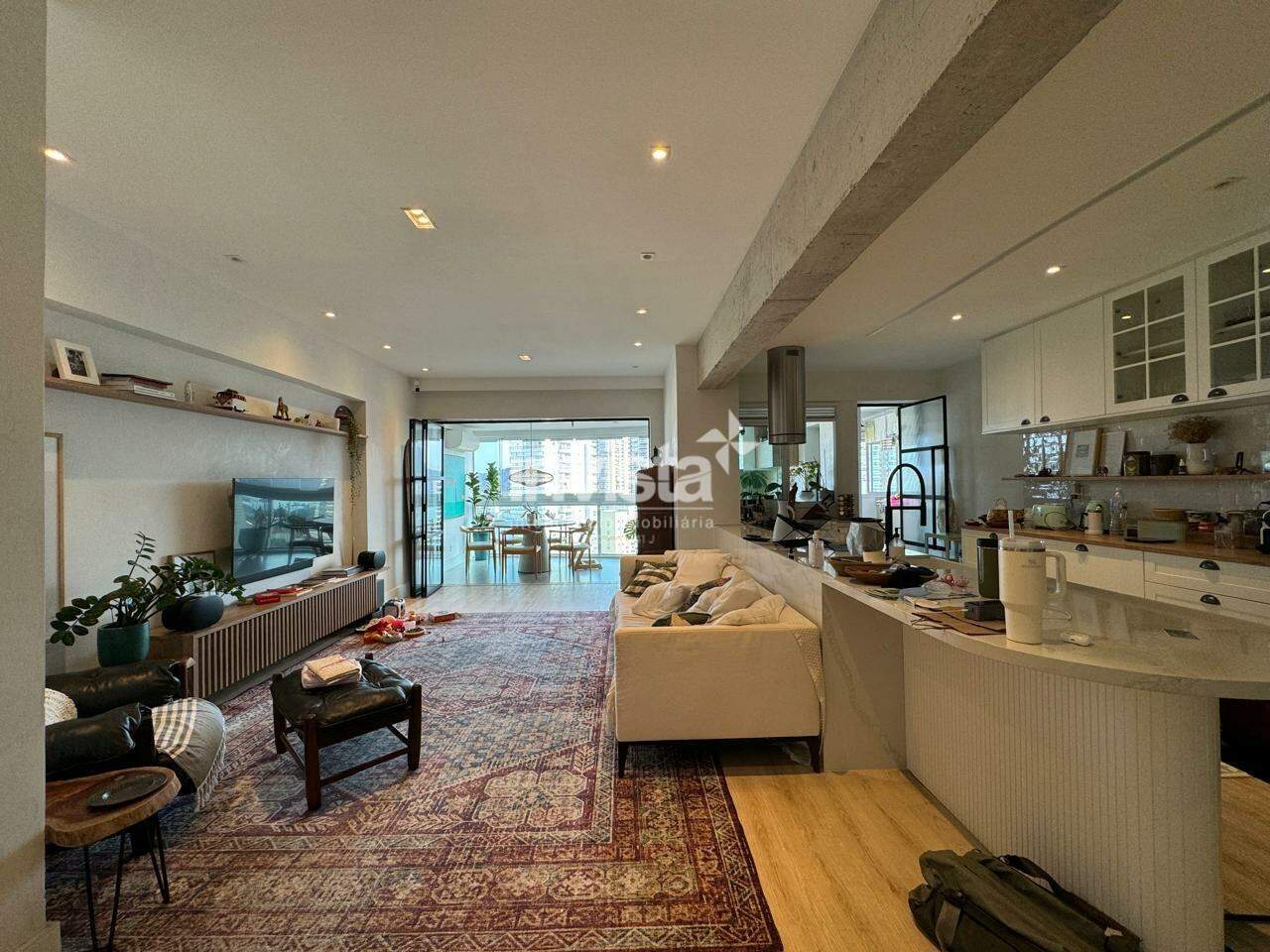 Apartamento à venda no bairro Ponta da Praia