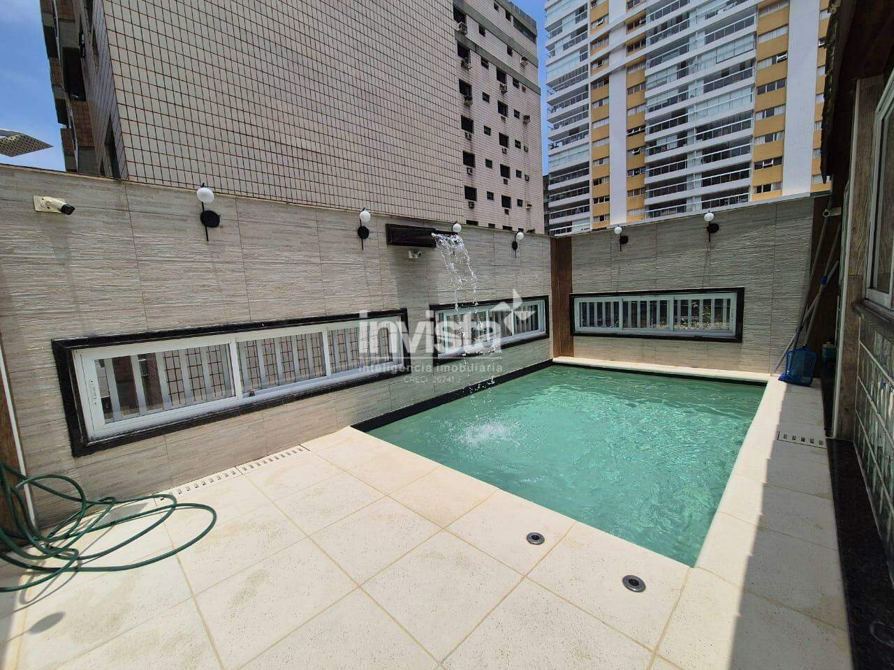 Casa à venda no bairro Embaré