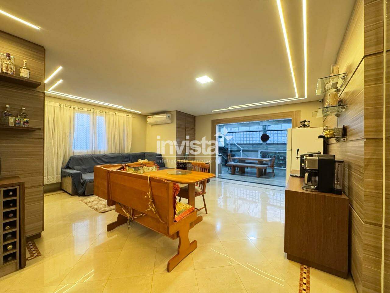 C&oacute;digo: 30942 R$ 3.200.000,00 Casa &agrave; venda em Santos-SP no bairro Embar&eacute;, com 4 dormit&oacute;rios e 276m&sup2; 276 m&sup2; 4 quartos 2 vagas - Santos
