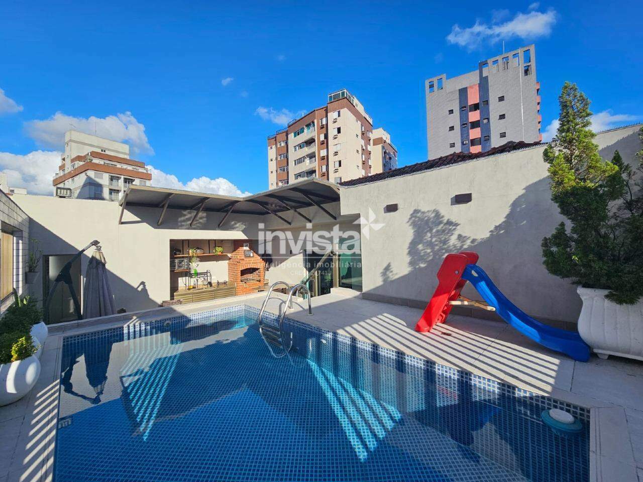 Casa à venda no bairro Embaré