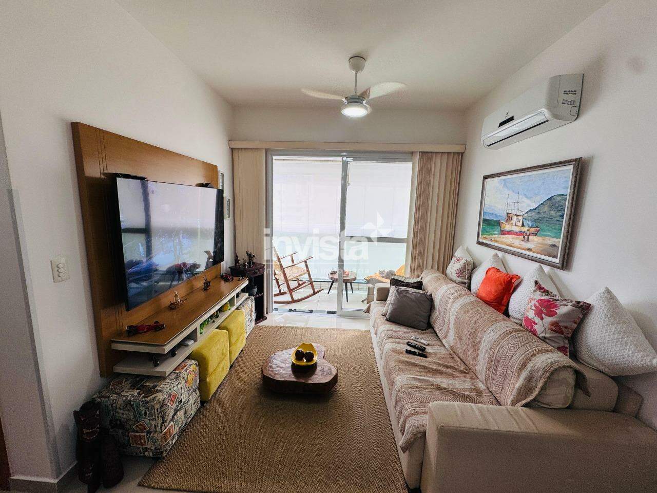 Apartamento à venda no bairro Embaré