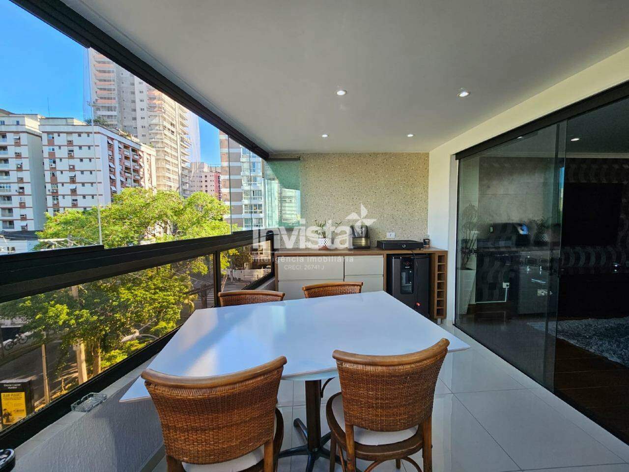 Apartamento à venda no bairro Embaré