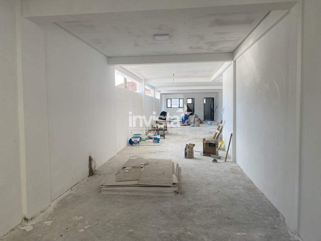 Oportunidade Comercial na Ponta da Praia 140 m²