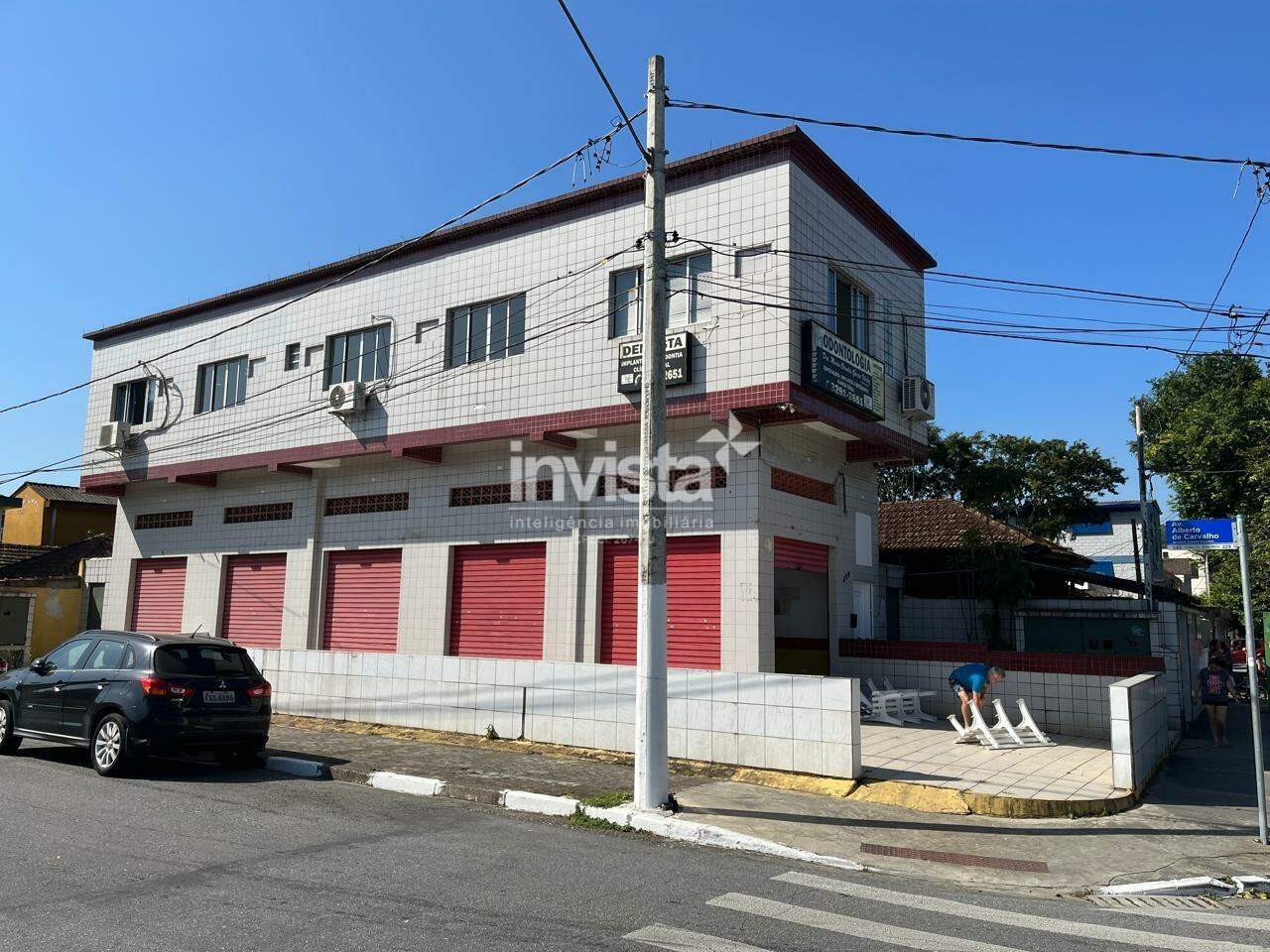 Loja/Ponto comercial de ESQUINA com 100m² para Alugar na Avenida Jovino de Melo na Zona Noroeste em SANTOS