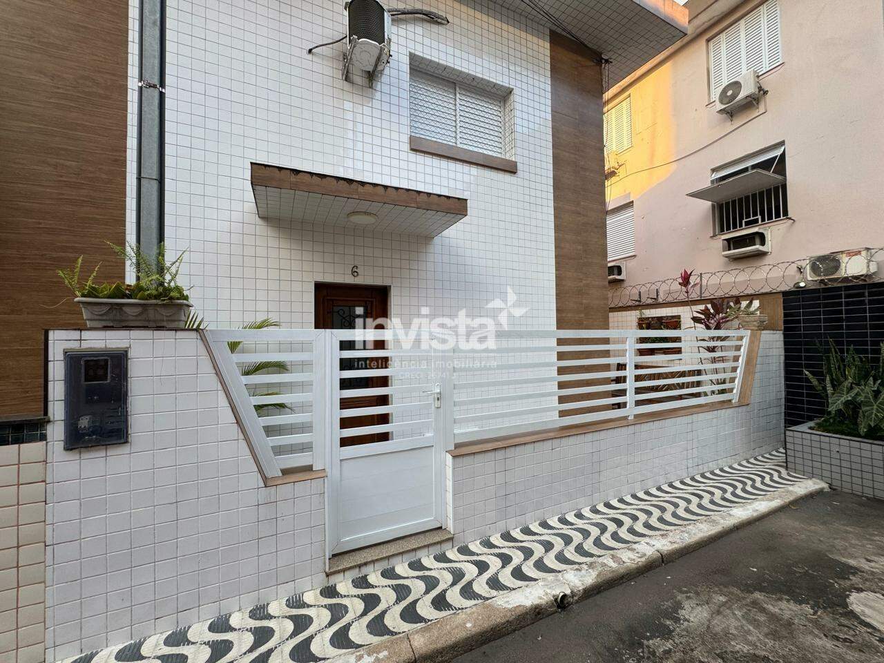 Casa à venda no bairro Embaré