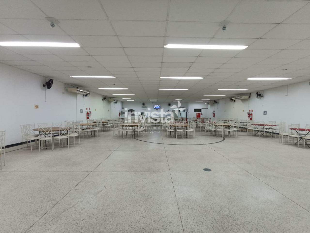 Salão de 750 m² TÉRREO para Alugar com Banheiros e Cozinha completa em local movimentado na Vila Belmiro em Santos