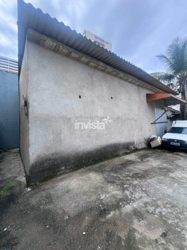 Box Frigorifico com 53m² dentro de pequeno terreno na Ponta da Praia em Santos