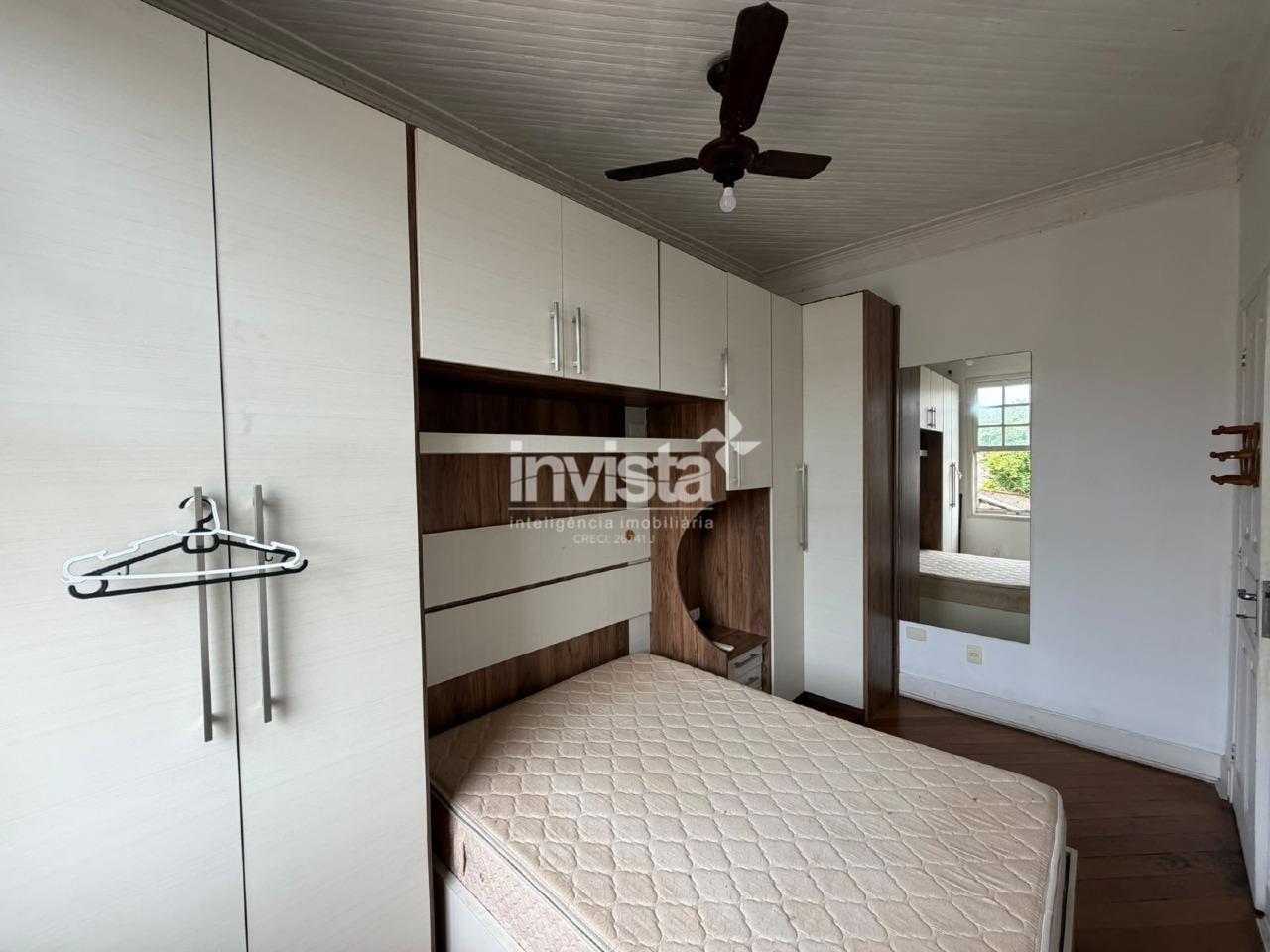 Casa &agrave; venda no bairro Encruzilhada - Santos