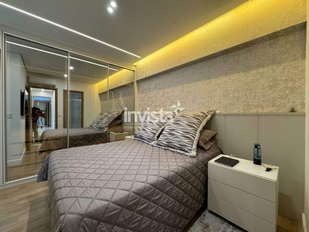 Apartamento para aluguel no bairro Gonzaga - Santos