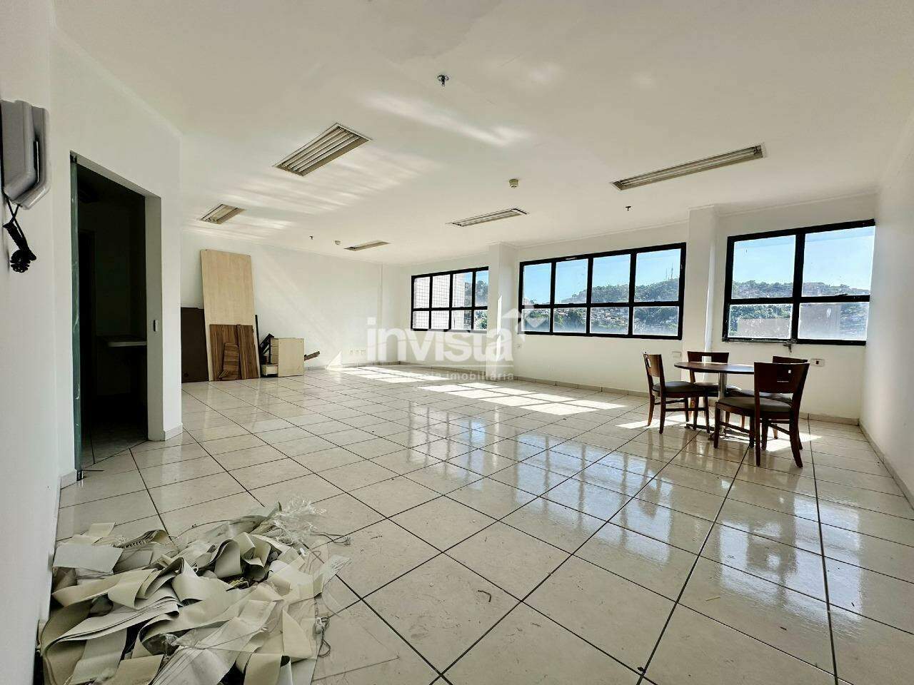 Sala comercial no Centro de Santos