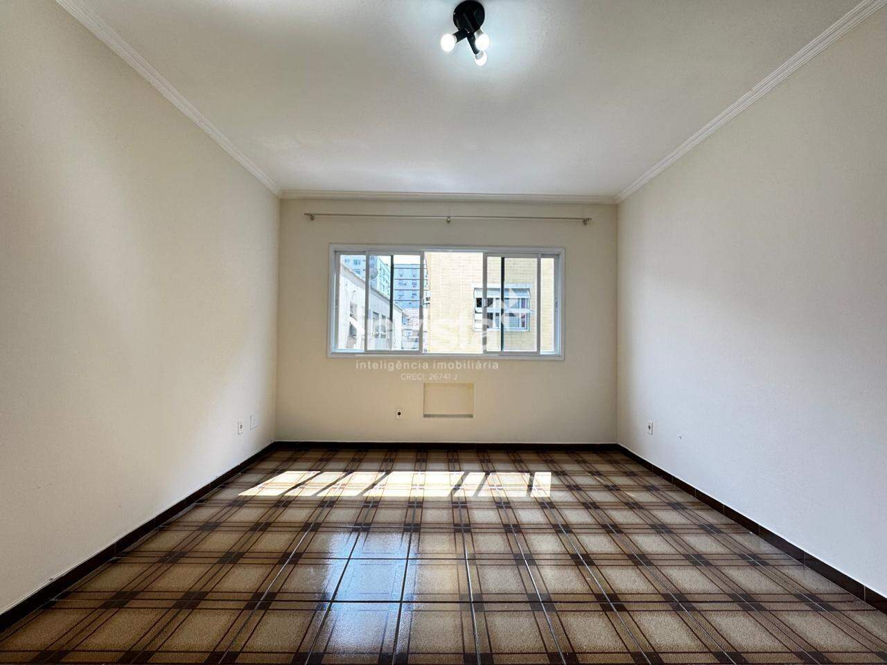 Apartamento à venda no bairro Embaré