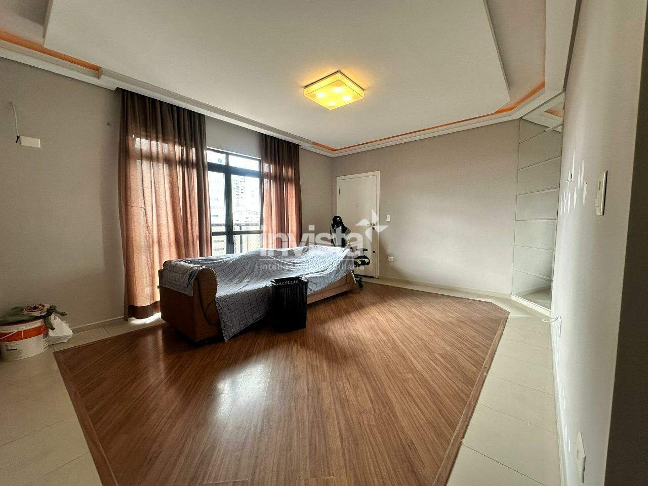 C&oacute;digo: 33076 R$ 4.120,00 Apartamento para alugar em Santos-SP no bairro Boqueir&atilde;o, com 3 dormit&oacute;rios e 100m&sup2; 100 m&sup2; 3 quartos 1 vaga - Santos