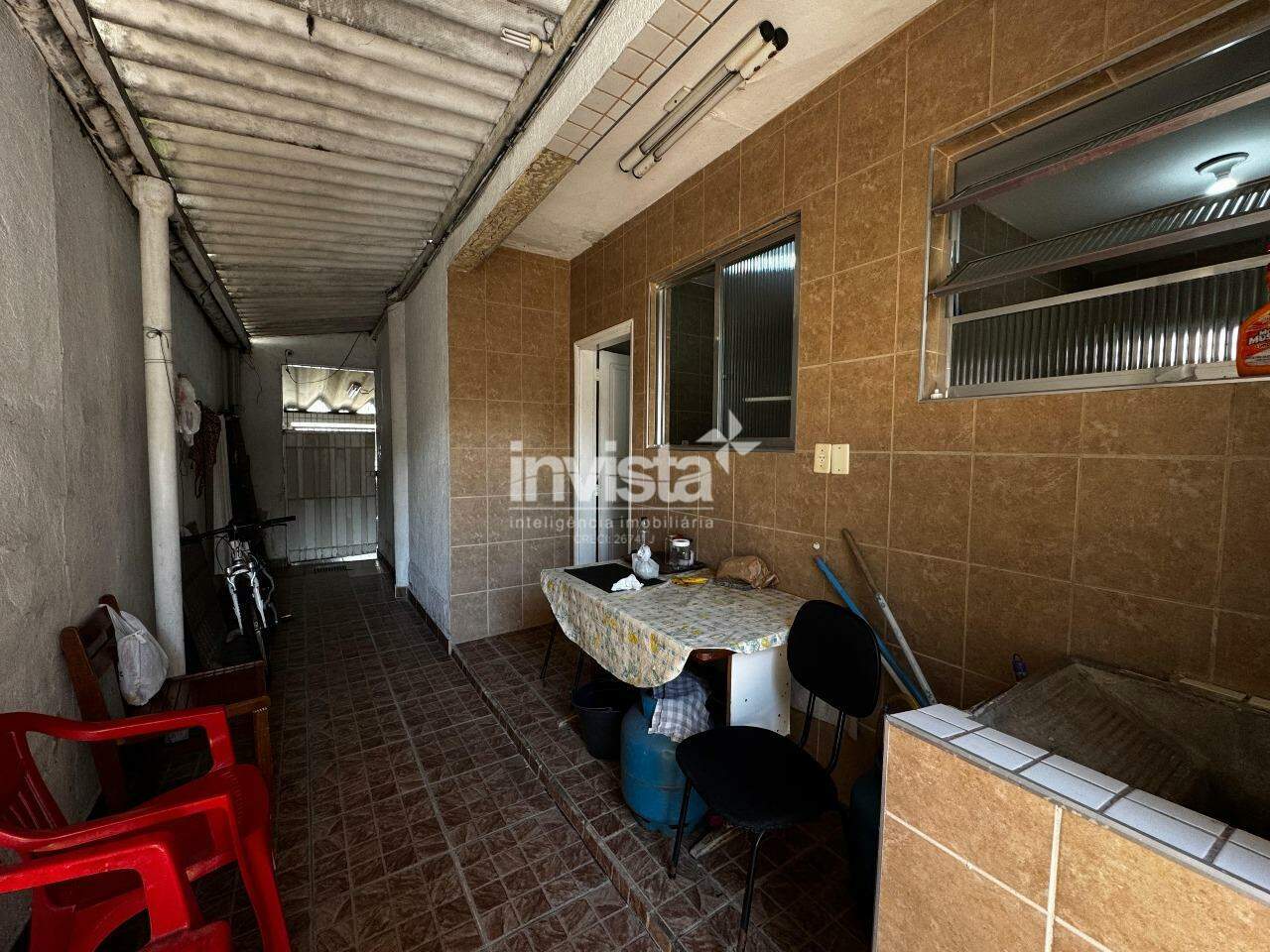 C&oacute;digo: 33123 R$ 540.000,00 Casa &agrave; venda em Santos-SP no bairro Campo Grande, com 2 dormit&oacute;rios e 70m&sup2; 70 m&sup2; 2 quartos 1 vaga - Santos